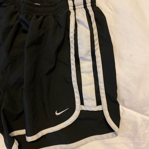 Nike track shorts - Picture 2 of 4